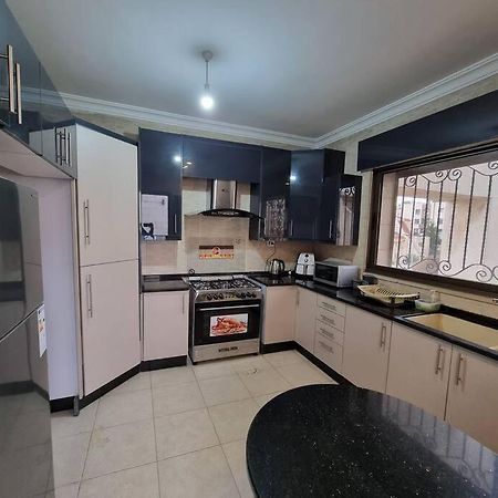 Deir Ghbar 3 Rooms Apart Амман Экстерьер фото