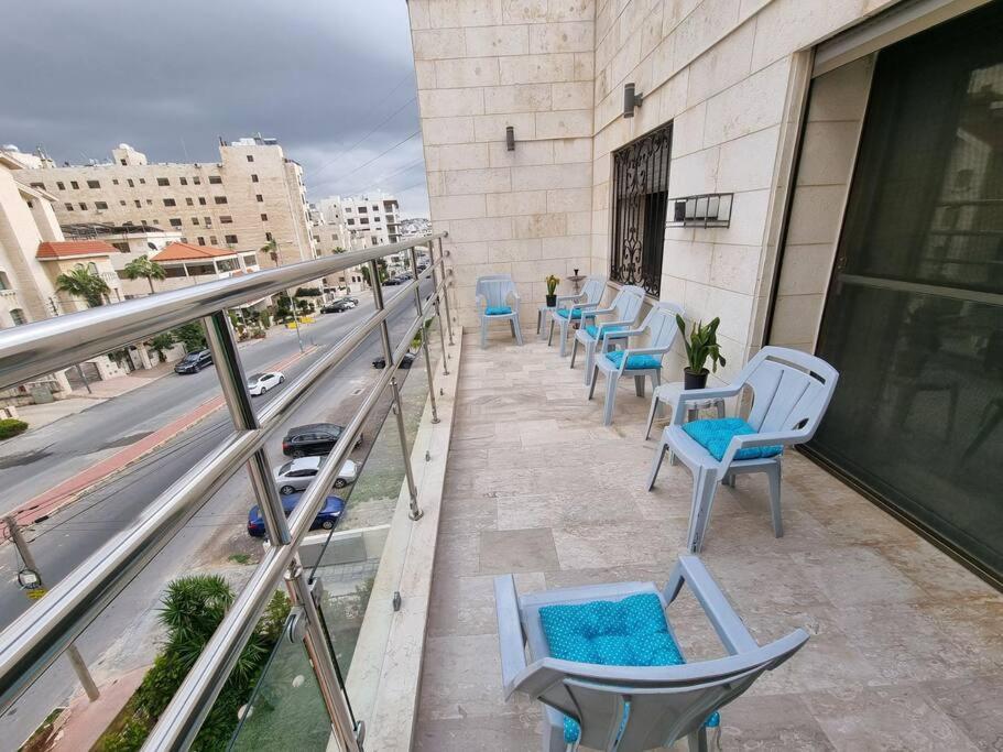 Deir Ghbar 3 Rooms Apart Амман Экстерьер фото